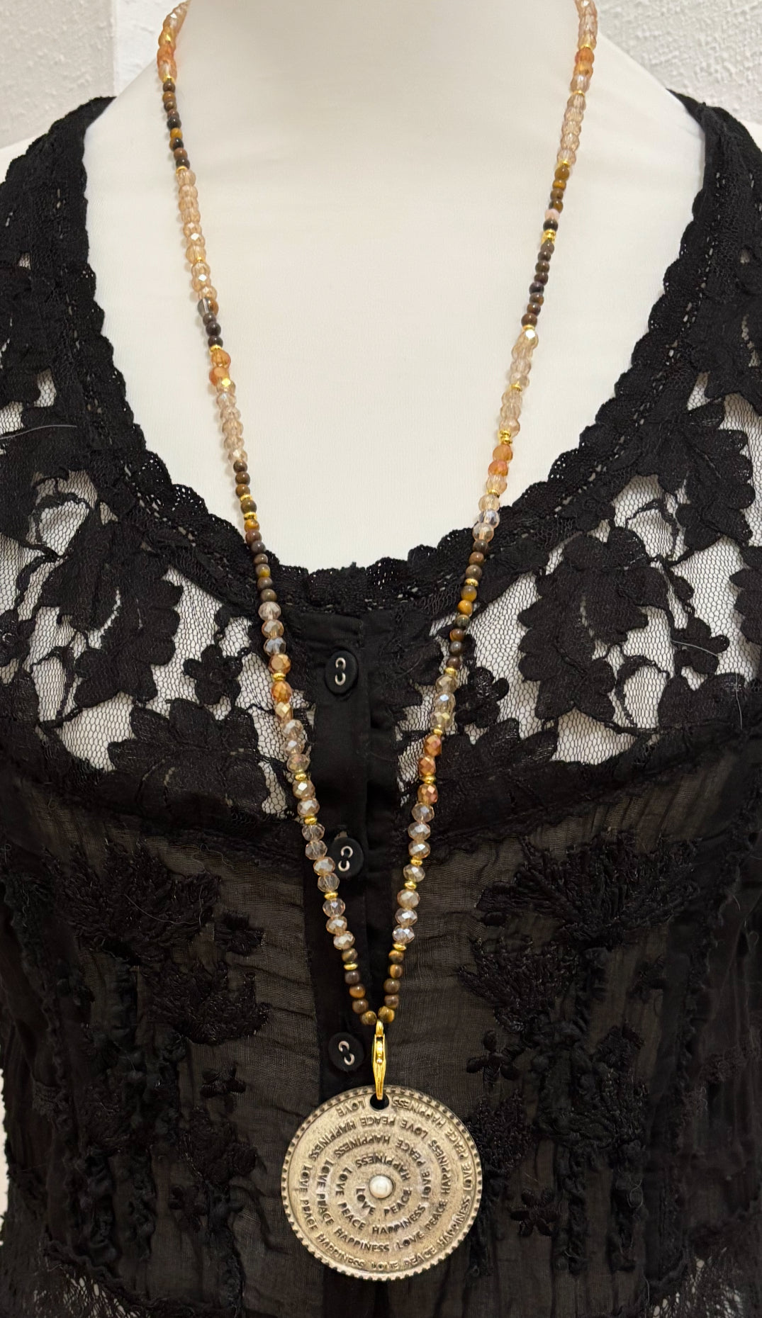 HAPPINESS Lange Kette mit einem Amulett Happiness