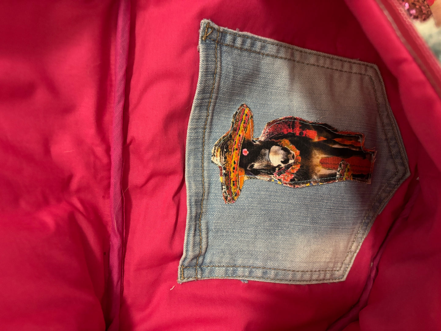 Upcycling Crossbody Bag ESEL IN LOVE bunt und fröhlich