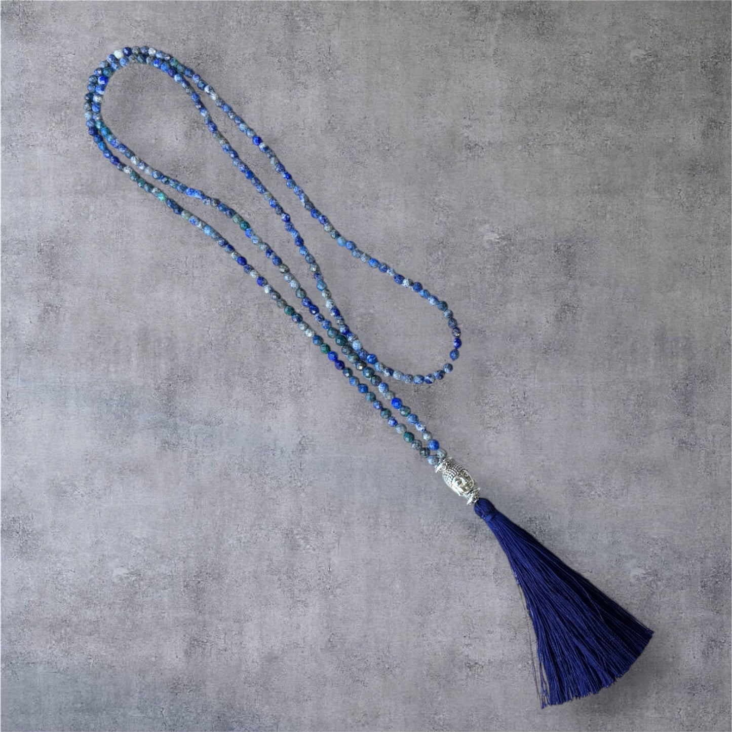 Lapislazuli Kette mit Buddha Perle und Quaste