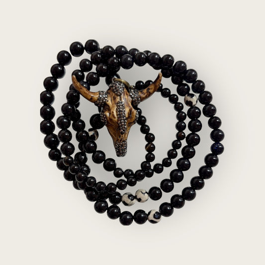 Lange Kette mit Stierkopf Anhänger