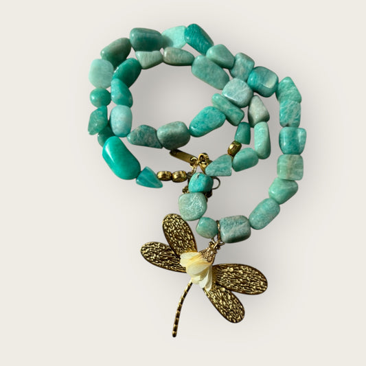AMAZONIT - Amazonit Kette mit einem Libellenanhänger