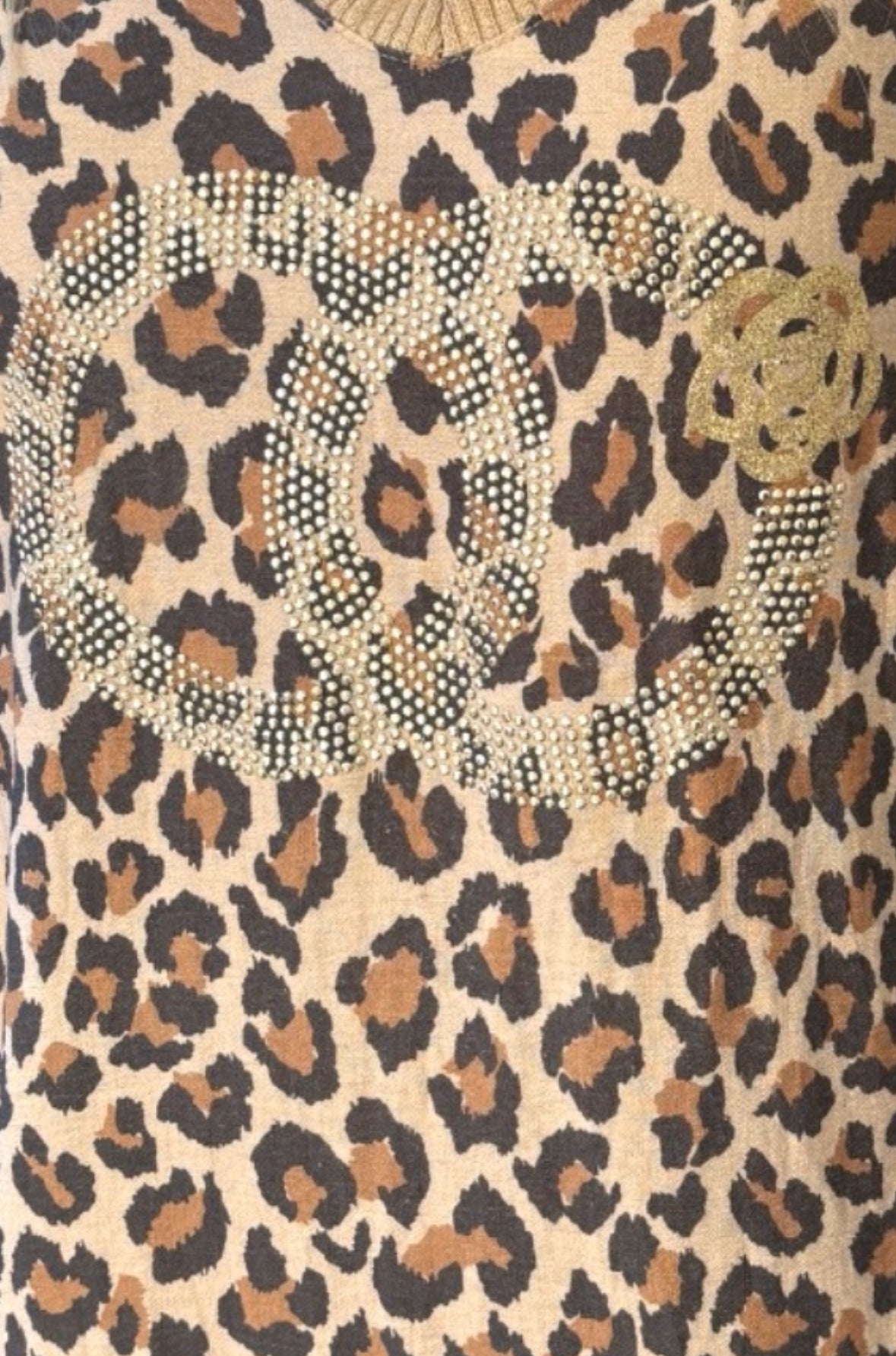 Lässiges Kleid im Animal Print mit Glitzer Applikation