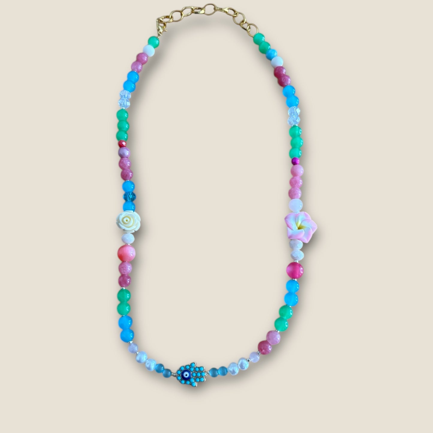 HAWAII Kurze Statement mit Hamsa Hand und Frangipani Blüte