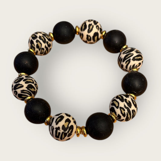 Armband LEO IN BLACK aus Silikon Perlen im Leoparden Design