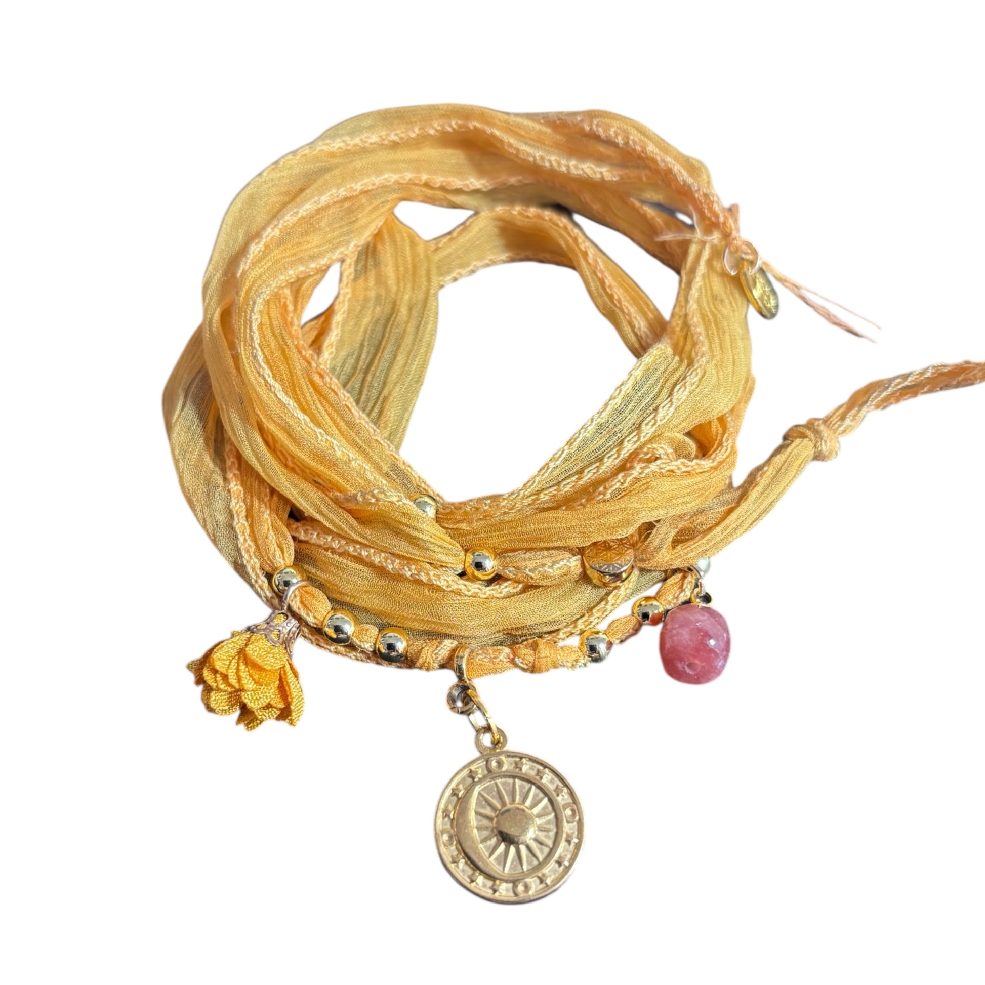 seidenwickelarmband-gelb-sonnenanhänger