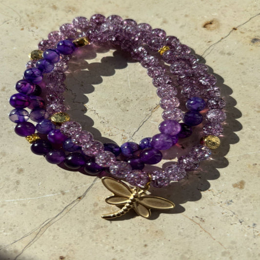VENEDIG - Armband in violett mit einem Libellenanhänger