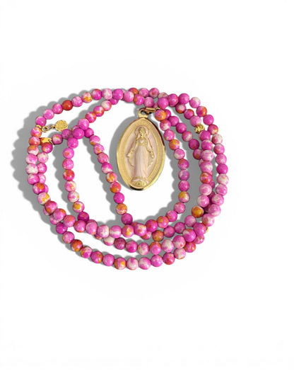 Boho Kette mit Madonna Anhänger in rosa