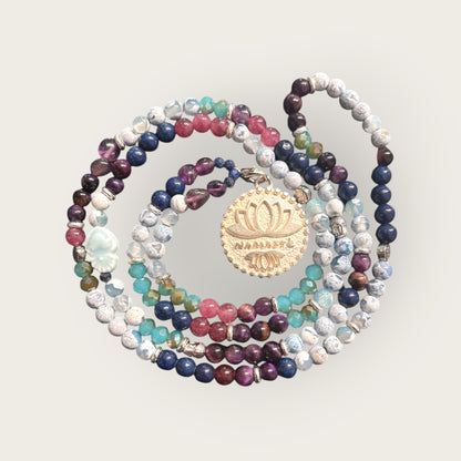 Lange Kette mit Lotusblumen Anhänger