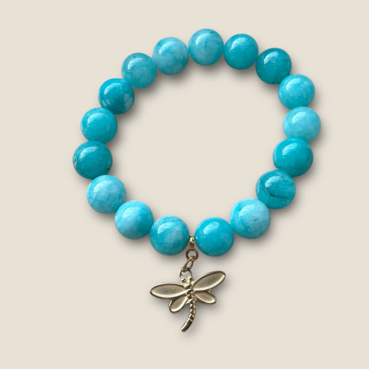 Armband in türkis mit Libellenanhänger