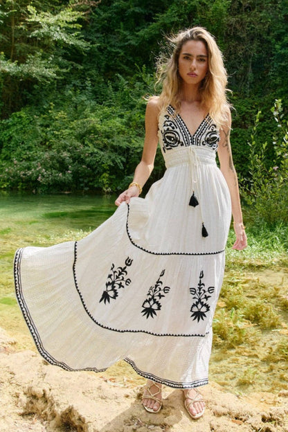 Casa Petrada Boho-Kleid mit in weiß mit Stickereien