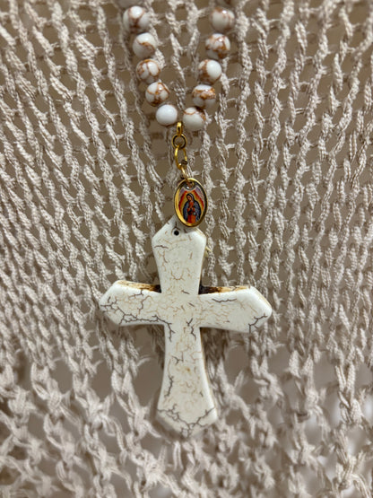 Boho Kette - edle lange Kette mit großem Kreuzanhänger