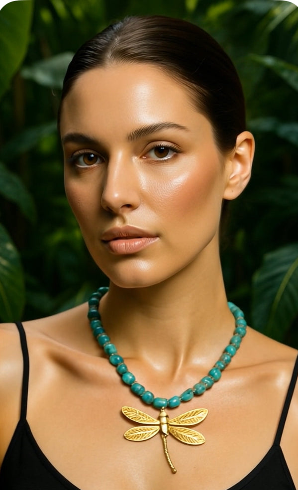 AMAZONIT - Amazonit Kette mit einem Libellenanhänger