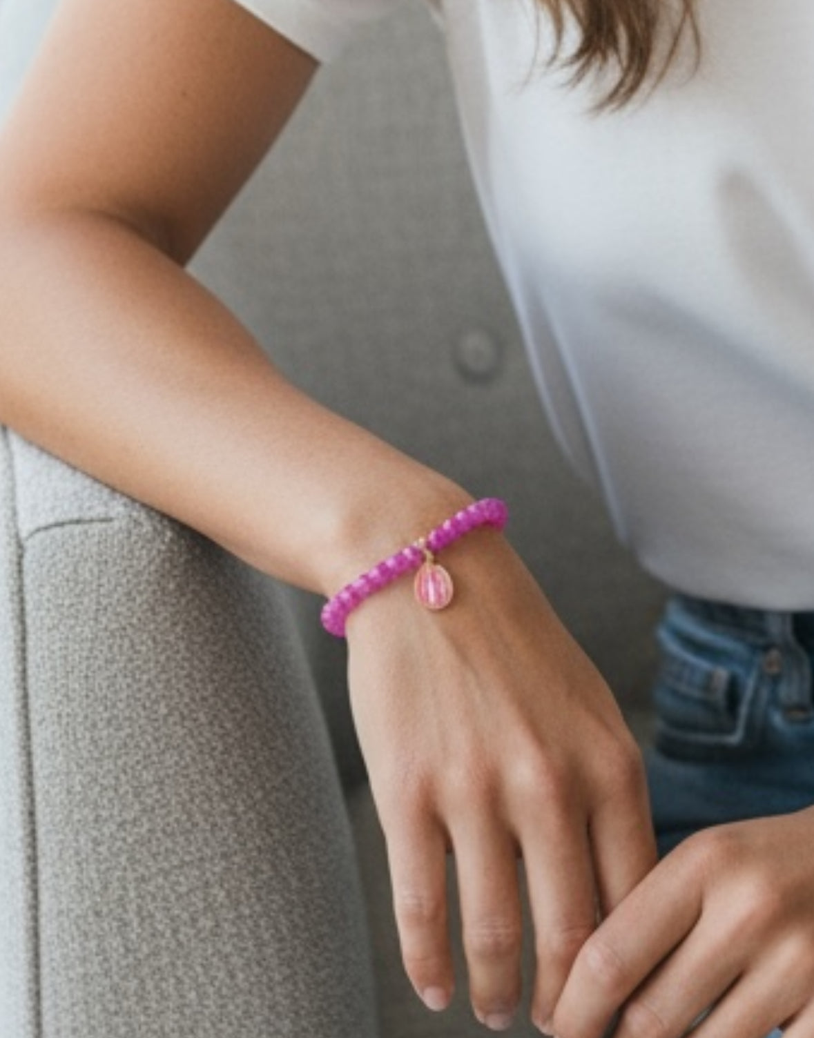 Armband mit Madonna Anhänger pink