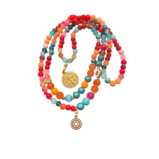 Boho Kette mit goldfarbenen Münzanhänger