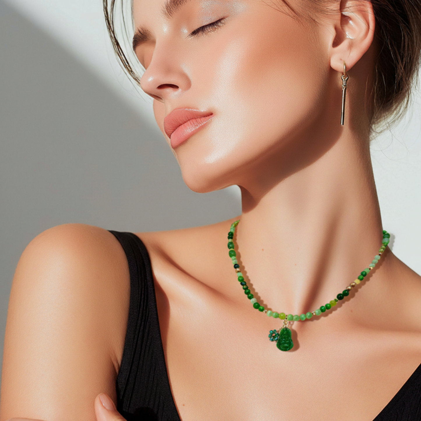 Wickelarmband in Grün mit Buddha Anhänger