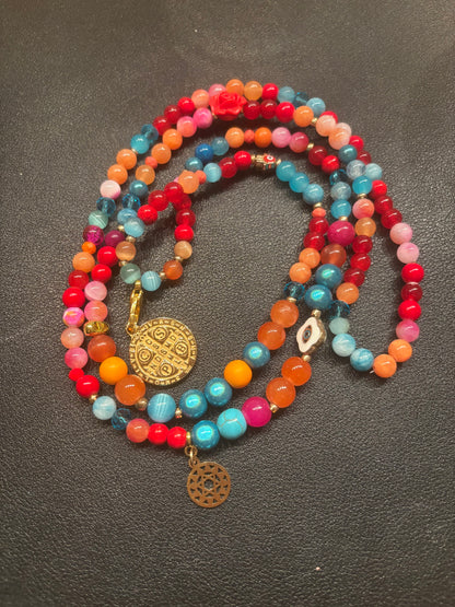 Boho Kette mit goldfarbenen Münzanhänger