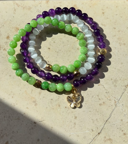 Natursteinarmband mit Schmetterlingsanhänger