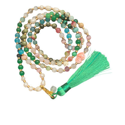 Boho Kette mit grüner Quaste und Edelstein Anhänger