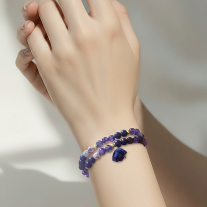 Boho-Armband in Blau mit kleiner Blumenquaste