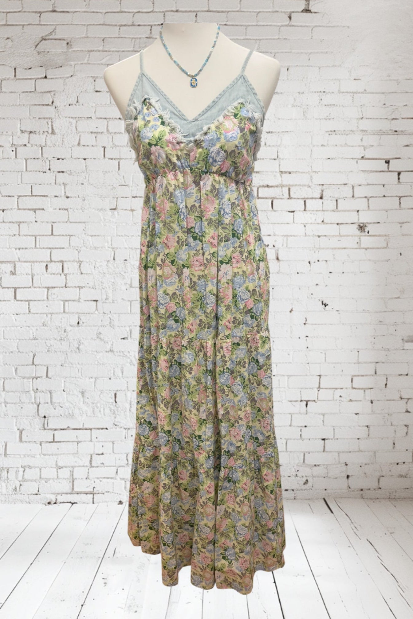 Romantisches Maxikleid mit Blumendruck