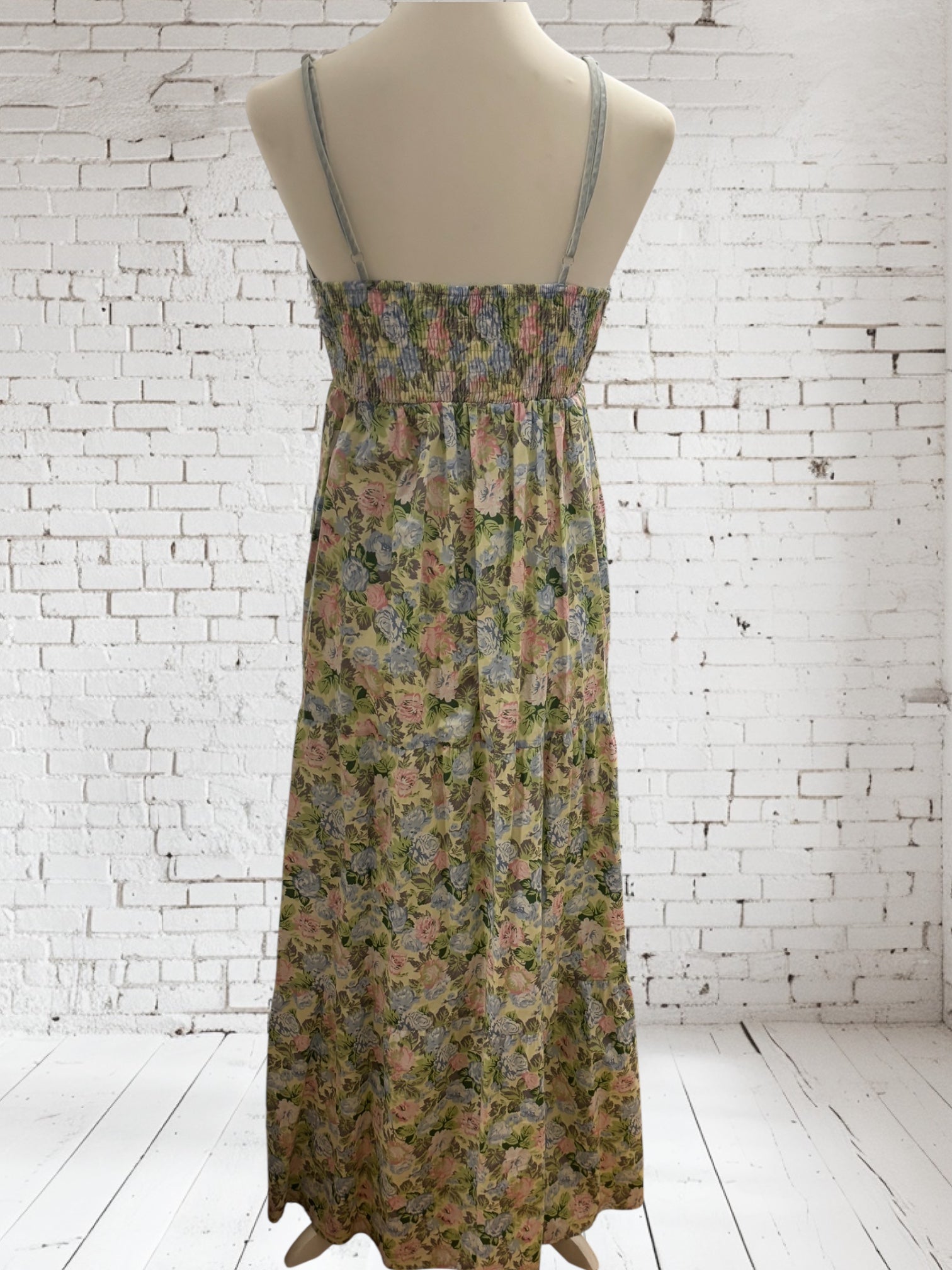 Romantisches Kleid mit Blumendruck