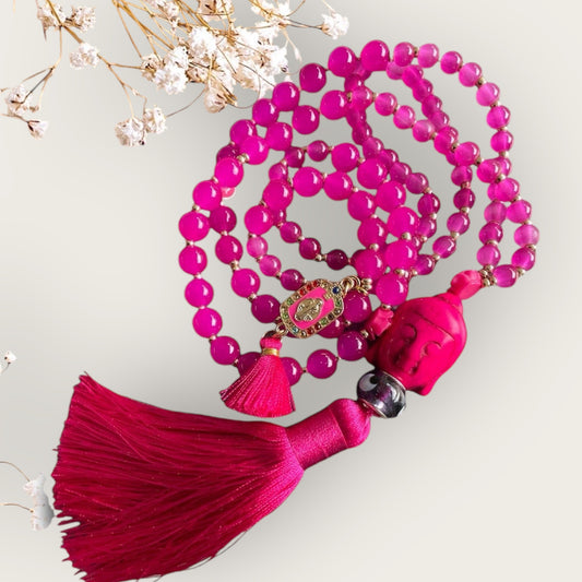 Boho Kette RIVA in rotpink mit einer Perle Buddha Kopf und Quaste