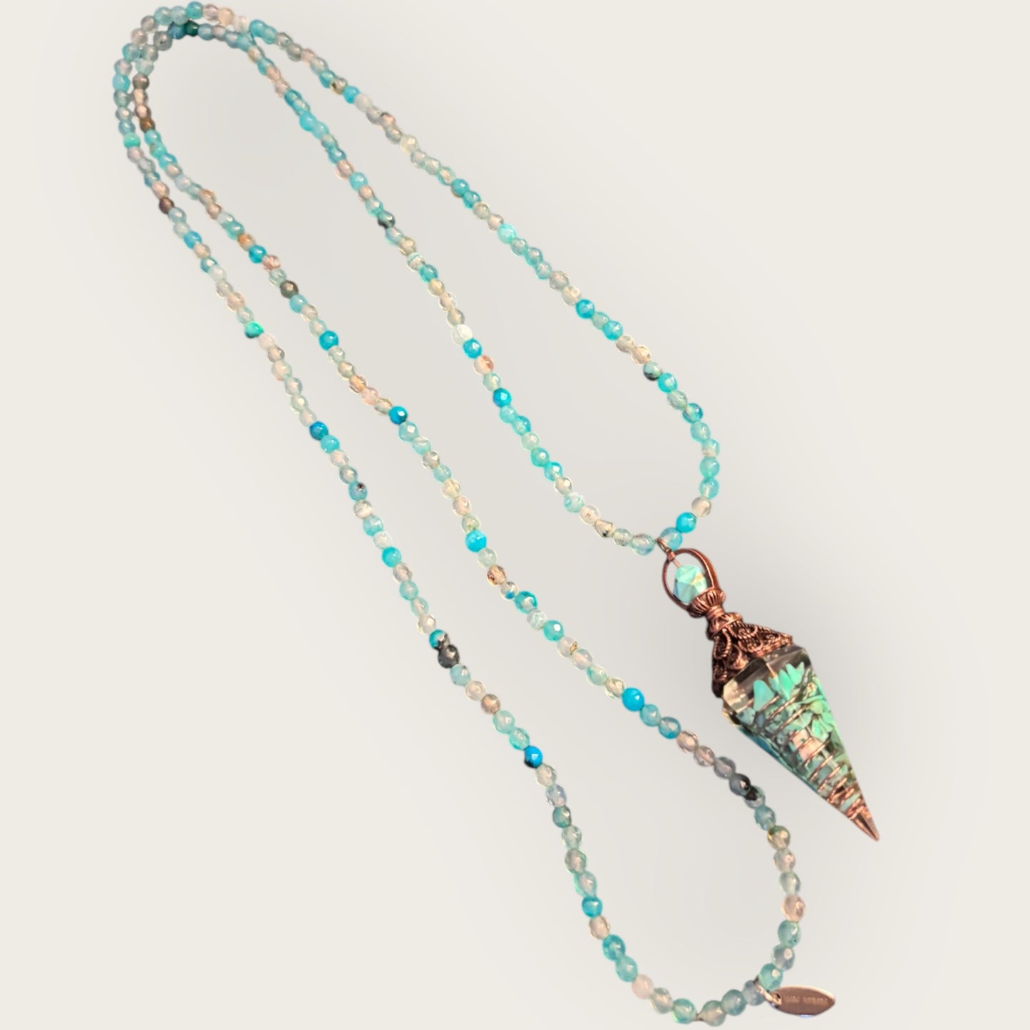 Boho Kette MAGIC aus Aquamarin Achat Perlen und einem Pendelanhänger