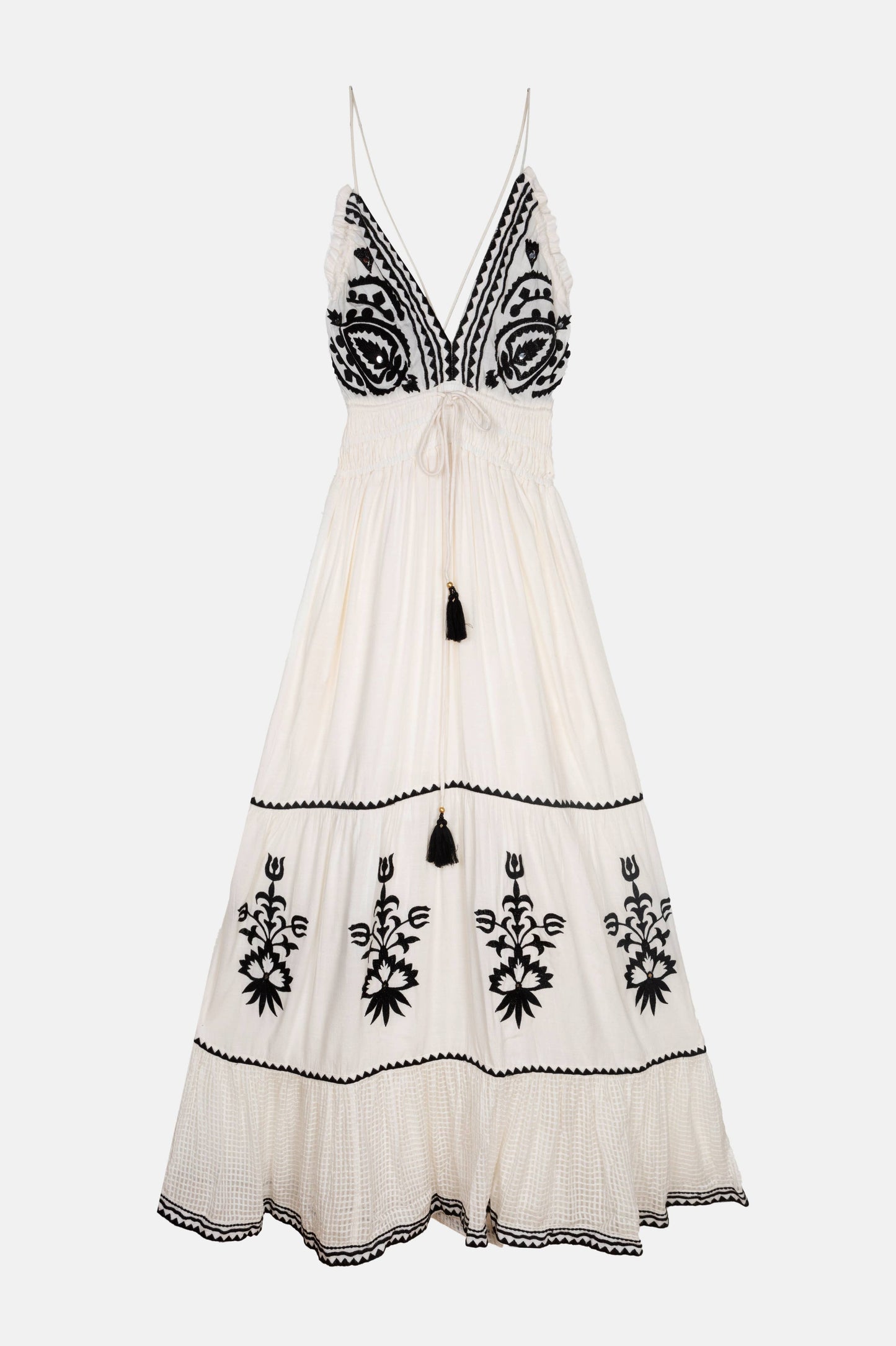 Boho Kleid in weiß mit Stickerei in schwarz von Piti Cuiti